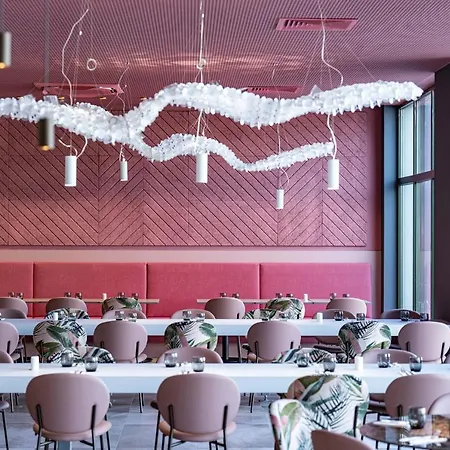 Hotel Hvd Reina Del Mar - Premium Service & Free Parking Obzor